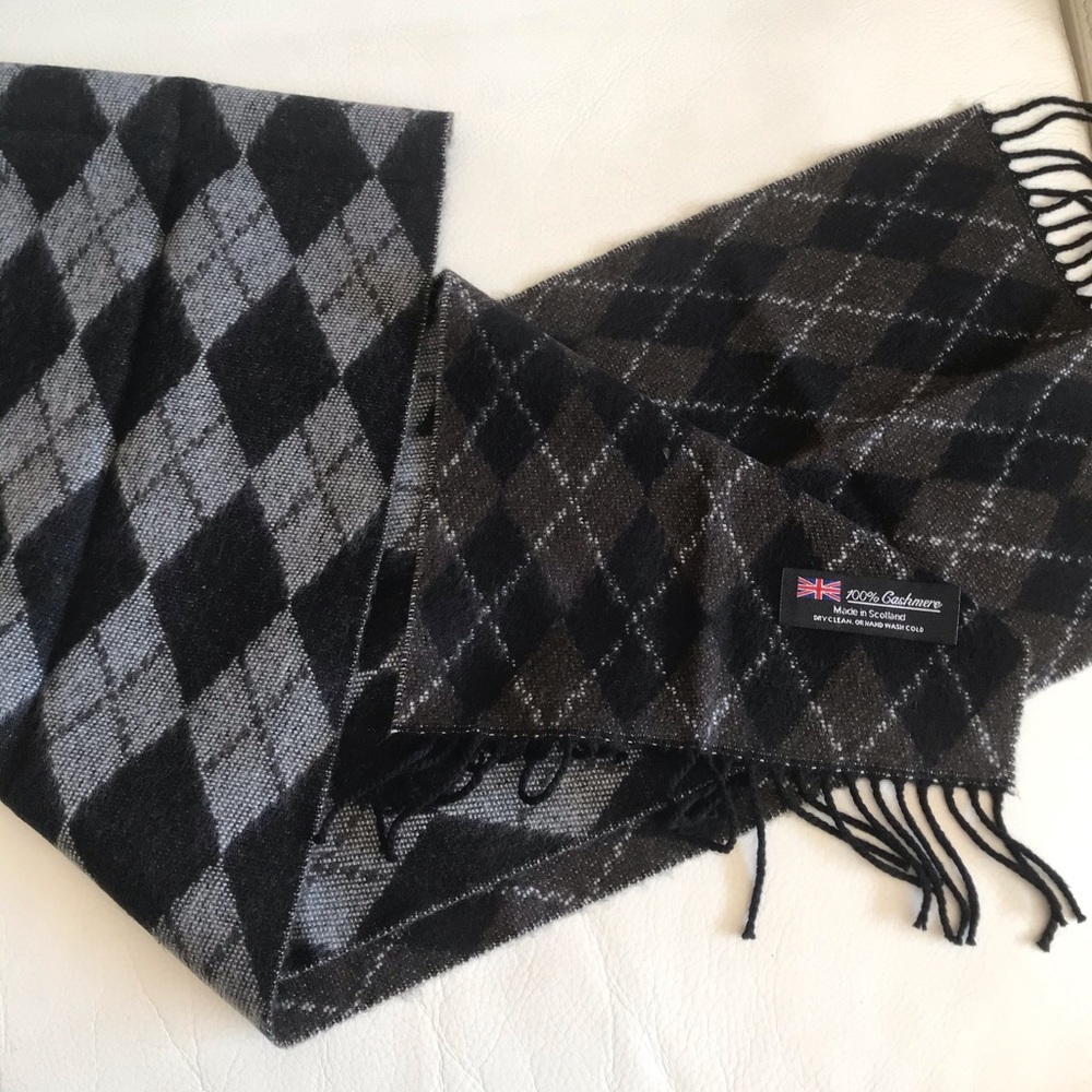 New SCOTLAND 100% Cachemere Scarf
